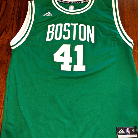 Adidas NBA Boston Celtics Kelly Olynyk #41 Jersey - Picture 1 of 2